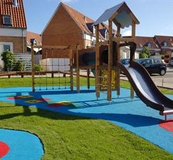 Gummiasfalt, st�bt gummi - som faldunderlag