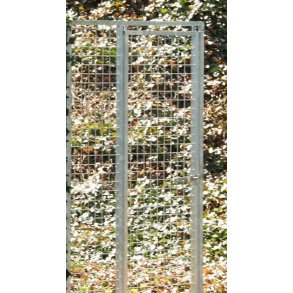 Komplet hundeg�rd 4 x 4 m i tr�dnet - til opstilling af v�g