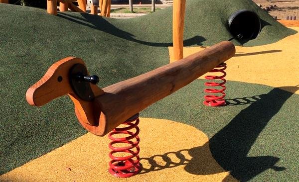 Balancegravhund p� fjedre